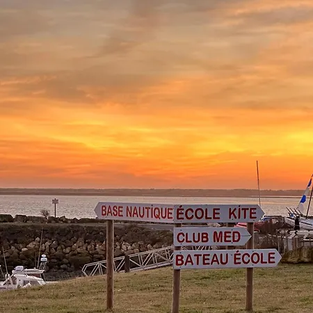 Сasa de vacaciones 3 Chambres, Animaux Admis, Parking, Proche - Fr-1-705-38