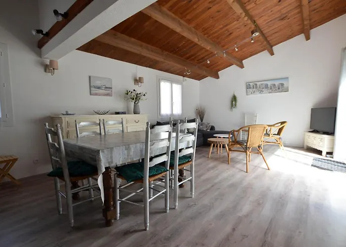 Σπίτι διακοπών 3 Chambres, Animaux Admis, Parking, Proche - Fr-1-705-38 *