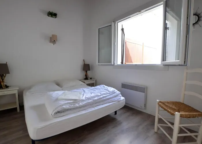 Σπίτι διακοπών 3 Chambres, Animaux Admis, Parking, Proche - Fr-1-705-38