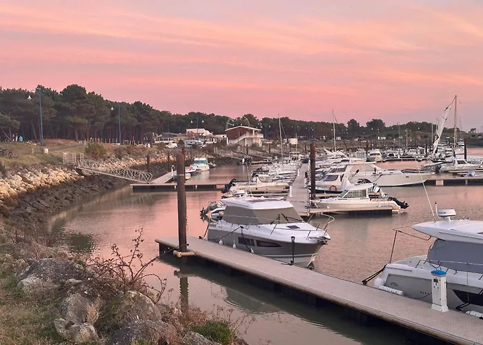 3 Chambres, Animaux Admis, Parking, Proche - Fr-1-705-38 Σπίτι διακοπών *